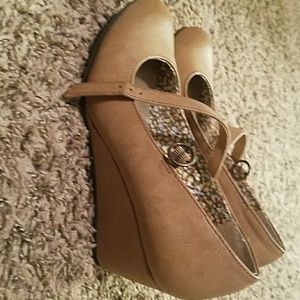 Wedge Maryjanes